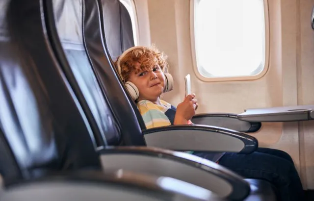  plane passenger wonder whether she was an**hole after refusing to surrende 333