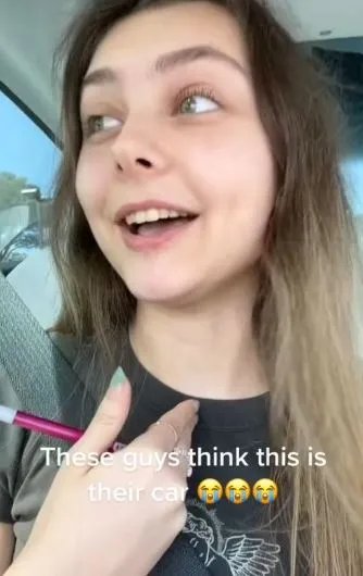 woman catches men pretending her tesla belongs to them 542