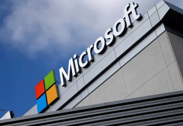 elon musk mocks microsoft after global outage causing widespread disruption 681