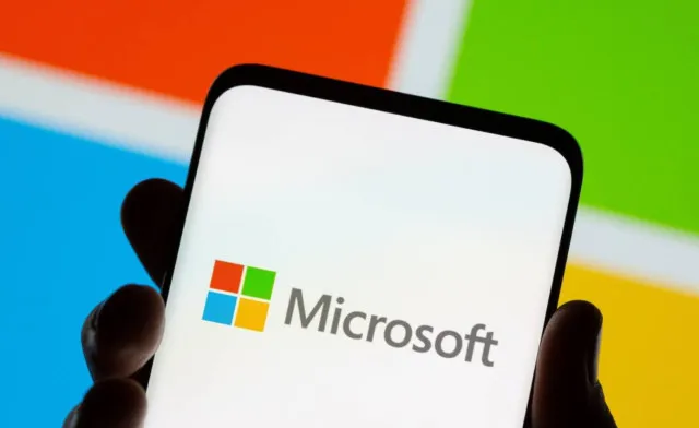 elon musk mocks microsoft after global outage causing widespread disruption 679