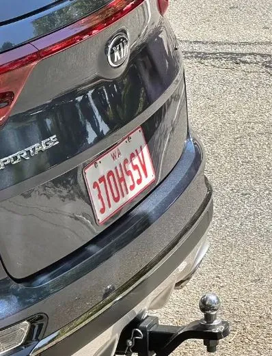 people baffled after number plate is being called clever online 635
