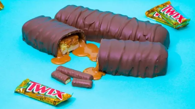 people lose their minds after realizing what twix stands for? 1291