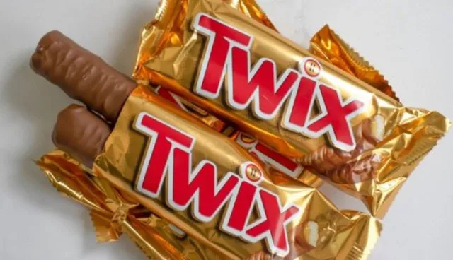 people lose their minds after realizing what twix stands for? 1287