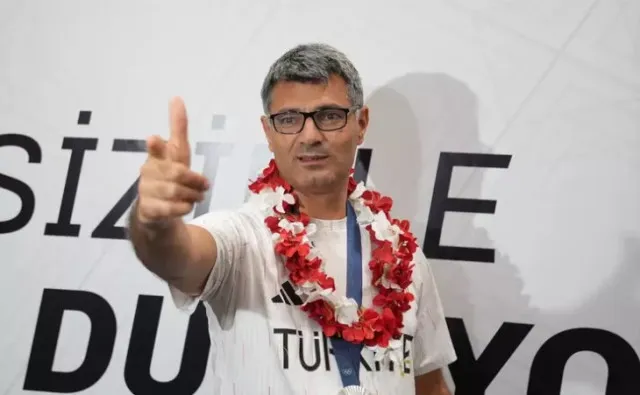 viral olympic shooter winning silver medal reveals reason why he competed w 1724