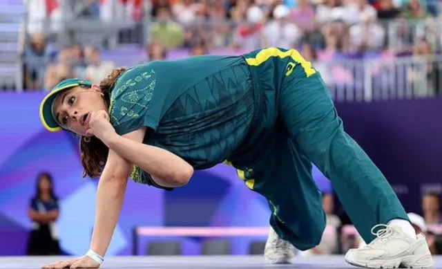 breakdancer-raygun-faces-criticism-after-challenging-performance-at-paris- 2310