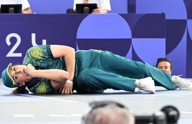 breakdancer-raygun-faces-criticism-after-challenging-performance-at-paris- 2308