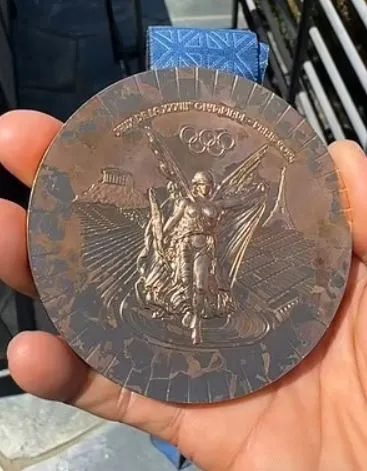 paris 2024 organizers promise to replace rusty olympic medals 2328