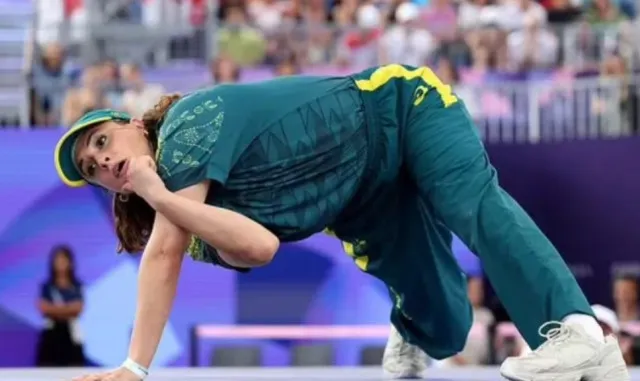  why australian breakdancer raygun scored zero at paris olympics 2445