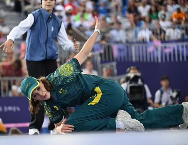  why australian breakdancer raygun scored zero at paris olympics 2441