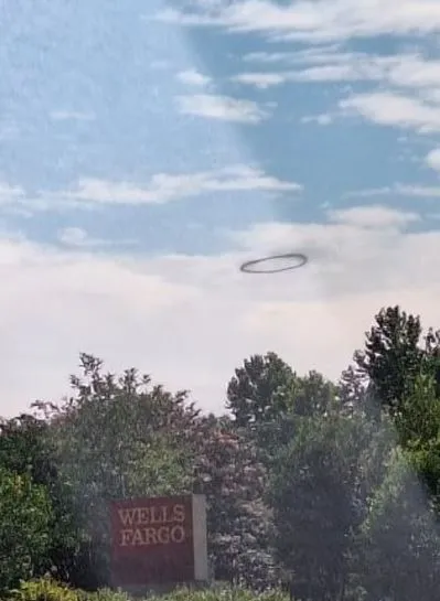 mysterious black ring appears in virginia skies over usa state 2888