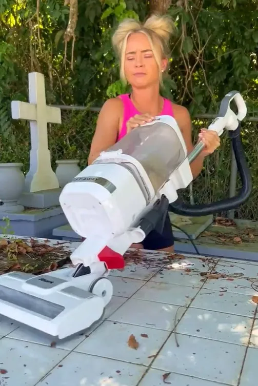 woman faces backlash after filming herself cleaning random graves on tiktok 3643