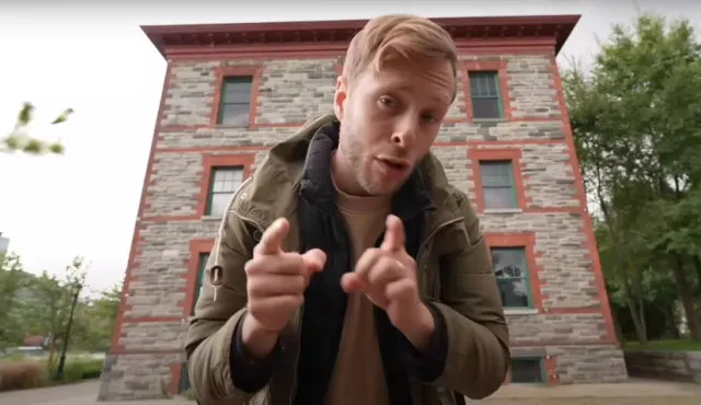 man uncovers the truth behind new york’s mysterious fake buildings 3794