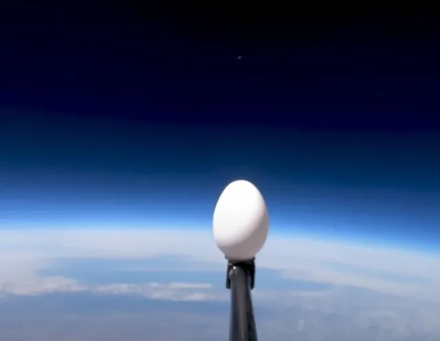 engineer successfully drops egg from space without cracking 3835