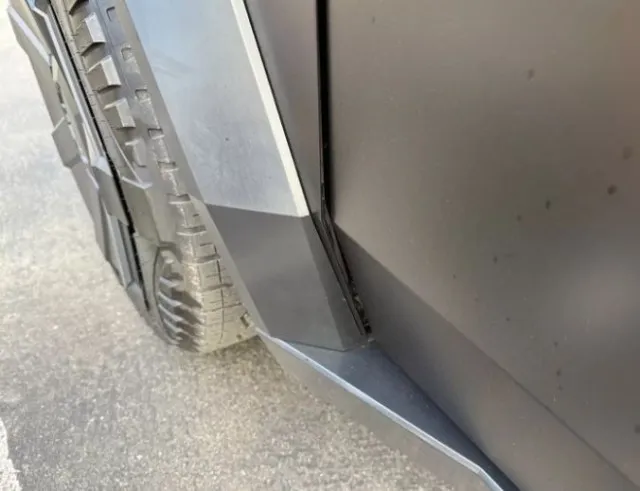 tesla cybertruck raises doubts about build quality 4236