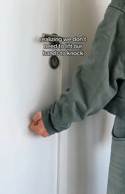 theyve been knocking on doors wrong their whole lives 4694