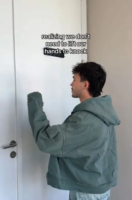 theyve been knocking on doors wrong their whole lives 4693