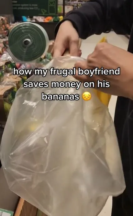 frugal man sparks debate after peeling bananas before weighing to save mone 5408