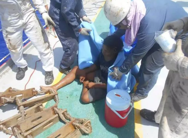 teenager survives 49 days lost at sea drifting 1,200 miles without food or 5438