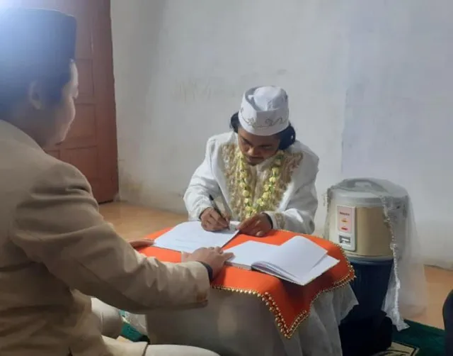man marries rice cooker and divorces 4 days later 6528