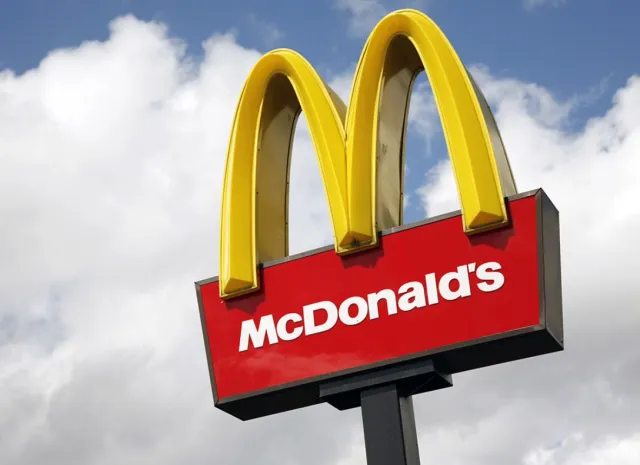 former mcdonalds chef advises against ordering the big mac 6826