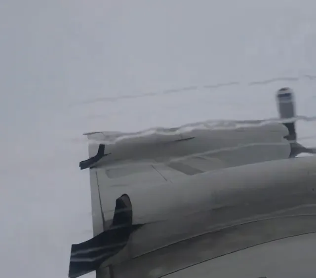 harrowing footage captures plane flying through hurricane milton for resear 6799