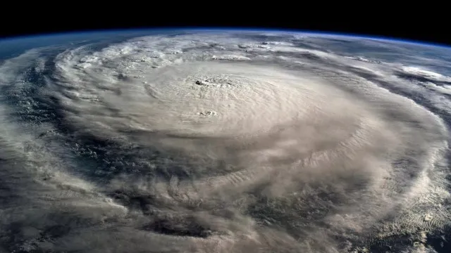 people clarify differences between cyclones and tornadoes as hurricane milt 7025
