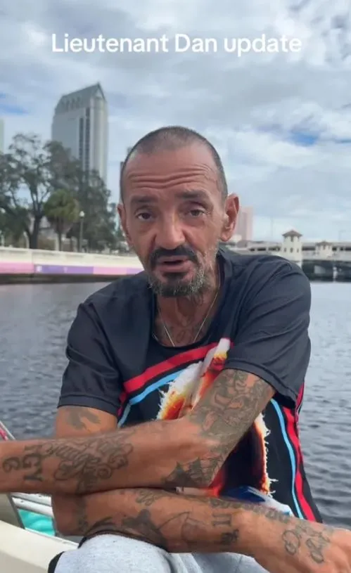 tampa’s ‘lieutenant dan’ refuses to evacuate during hurricane milton despit 6959