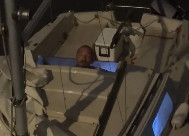 update on lieutenant dan who tries to wait out hurricane milton despite pol 6977