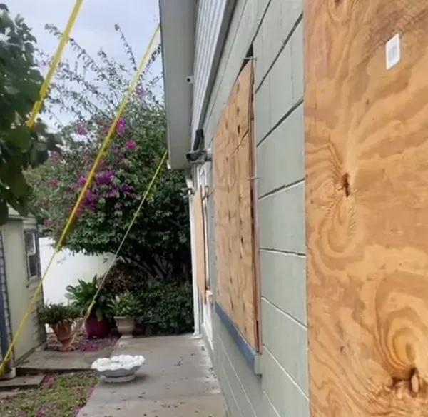 florida man’s strapped-down house survives hurricane milton unscathed 7104