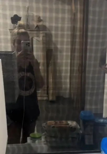 wealthy mom faces hurricane milton after refusing to eevacuate 7127