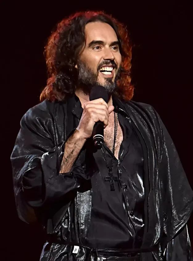 russell brand claims his magical amulet shields against wi-fi signals 7357