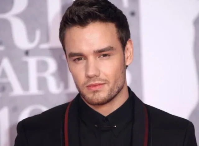 liam payne dropped by his record label universal music just days before his 7623
