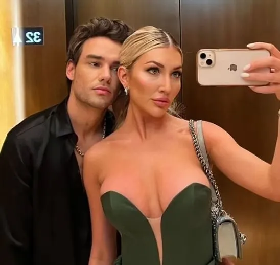 liam paynes girlfriend vows  to love him for the rest of her life after hi 7701