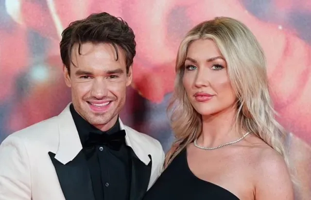 liam paynes girlfriend vows  to love him for the rest of her life after hi 7703