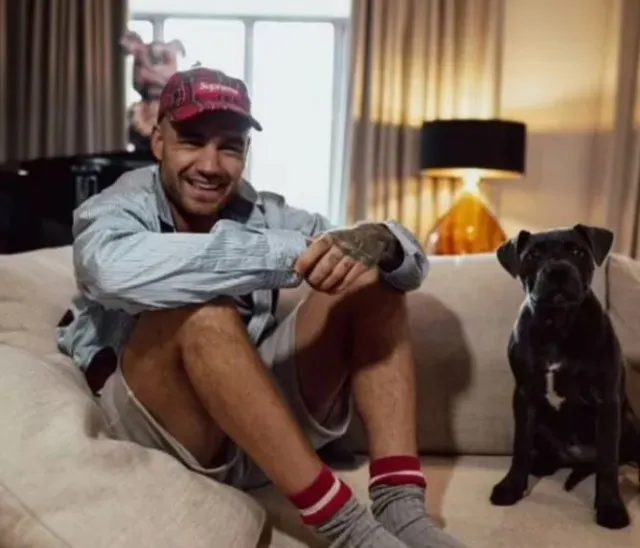 liam paynes mother shares her heartbreak with friends after his hotel fall 7663