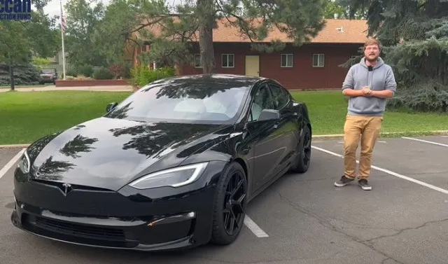 tesla driver shares impressive condition after 200,000 miles in five years 8011