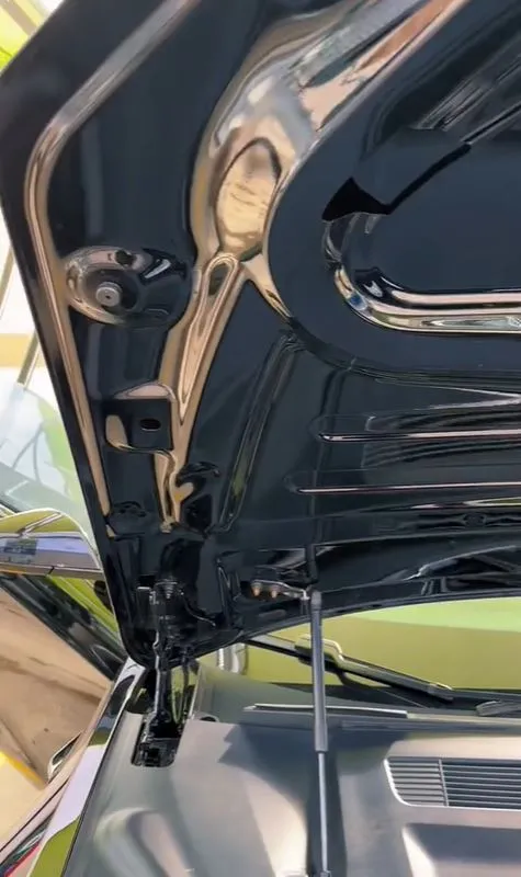 man reveals shows poor build quality of teslas in viral video and internet 8042
