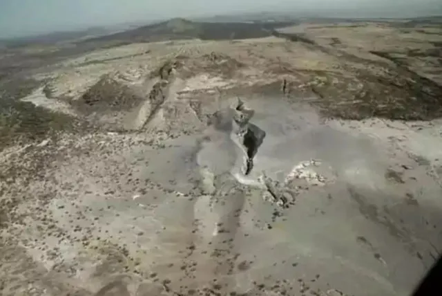 the researcher was stunned after discovering a geological phenomenon relate 8136