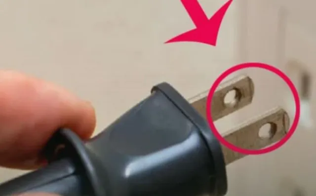 hidden function of round holes in electrical plugs 8745