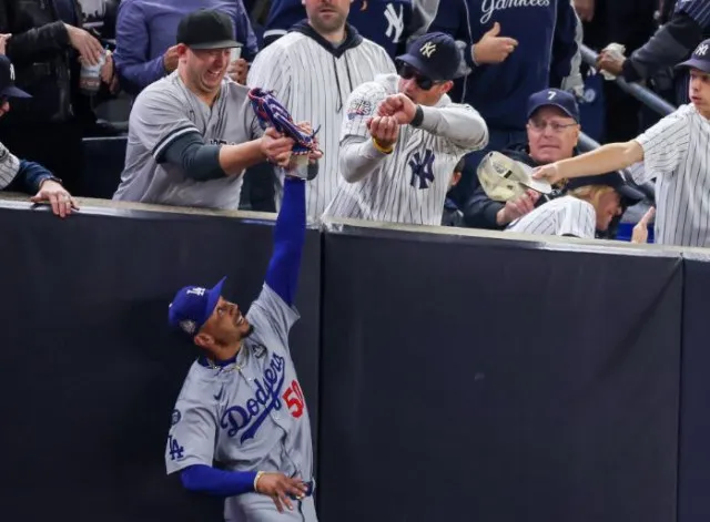 mookie betts breaks slience after a controversial moment during the world s 8730