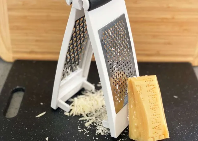 what is the fourth side of a cheese grater for? 8789