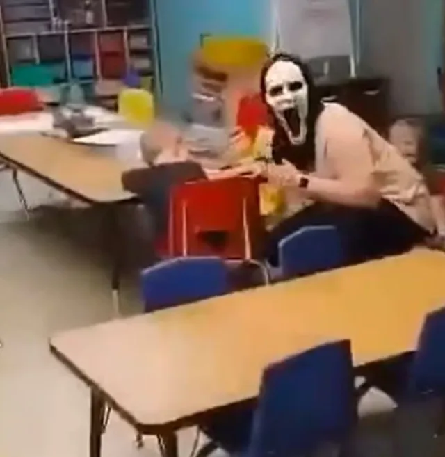 worker fired after scaring toddlers while wearing a halloween mask 8704