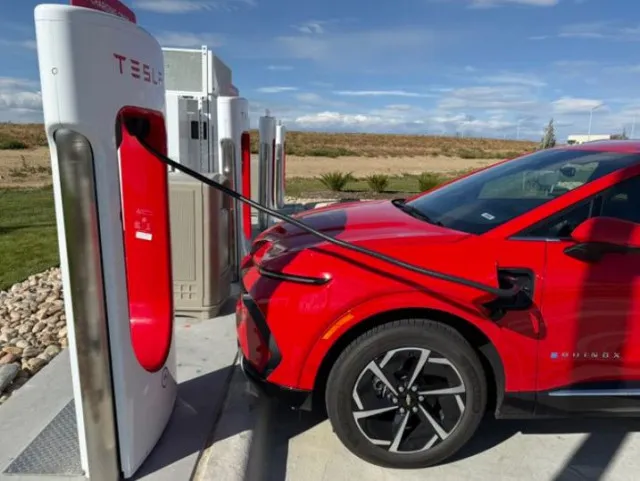 man discovers his tesla is worth much less than expected 8920