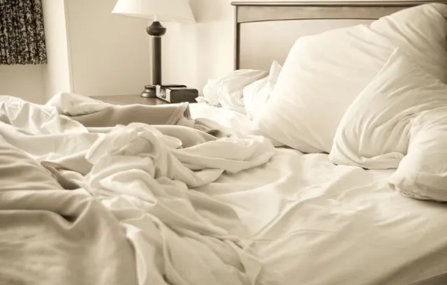 why you should never make your bed right right after getting up 8933