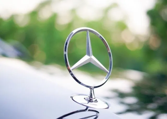 drivers baffled after realzing theyve mispronounced mercedes 9014