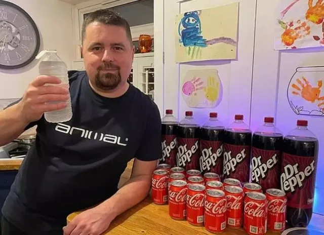 man transforms after drinking 5 liters of soda a day 9040