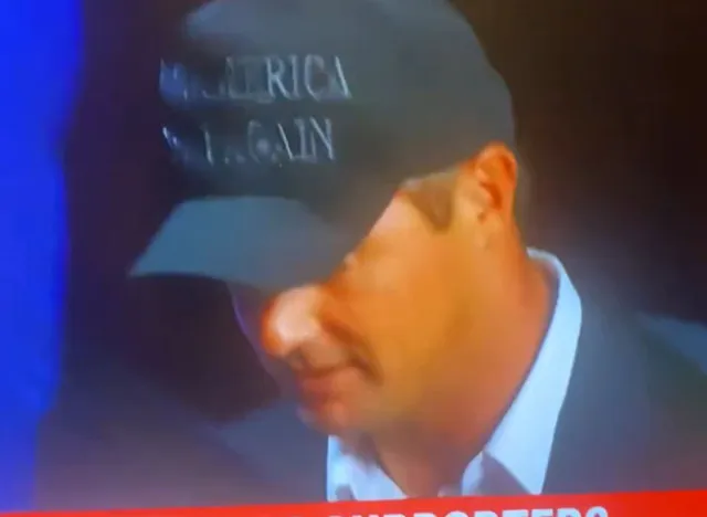 surreal moment during donald trump’s victory speech leaves viewers baffled 9249