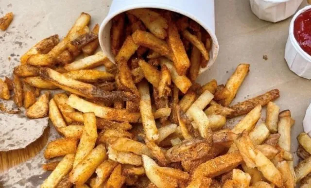 why five guys gives so many fries in your bag 9615
