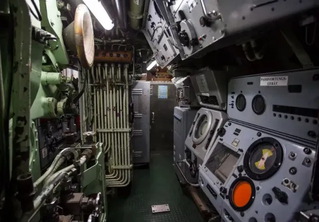 driver reveals terrifying reality of hearing active submarine sonar while u 9715