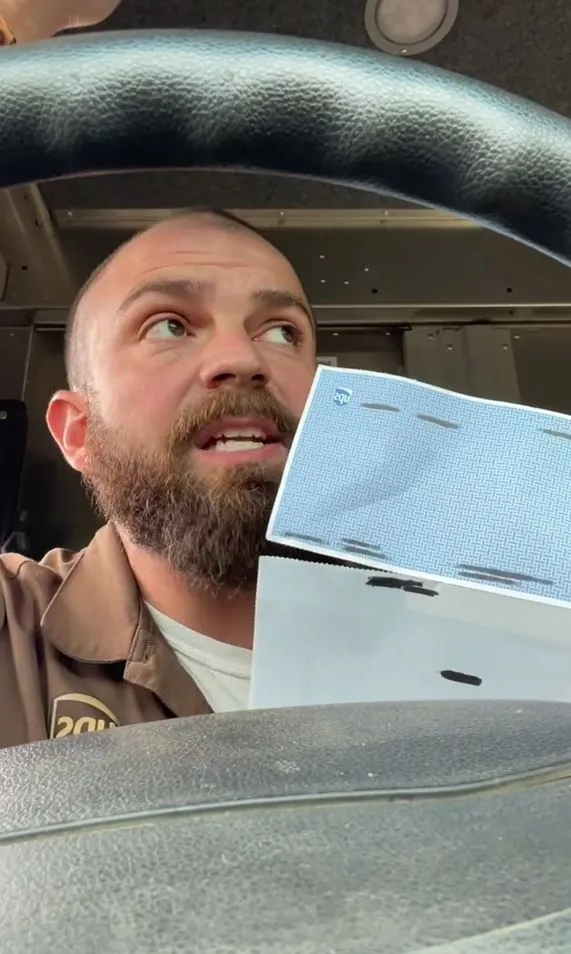 ups driver stuns the internet by revealing a breakdown of his paycheck 9742